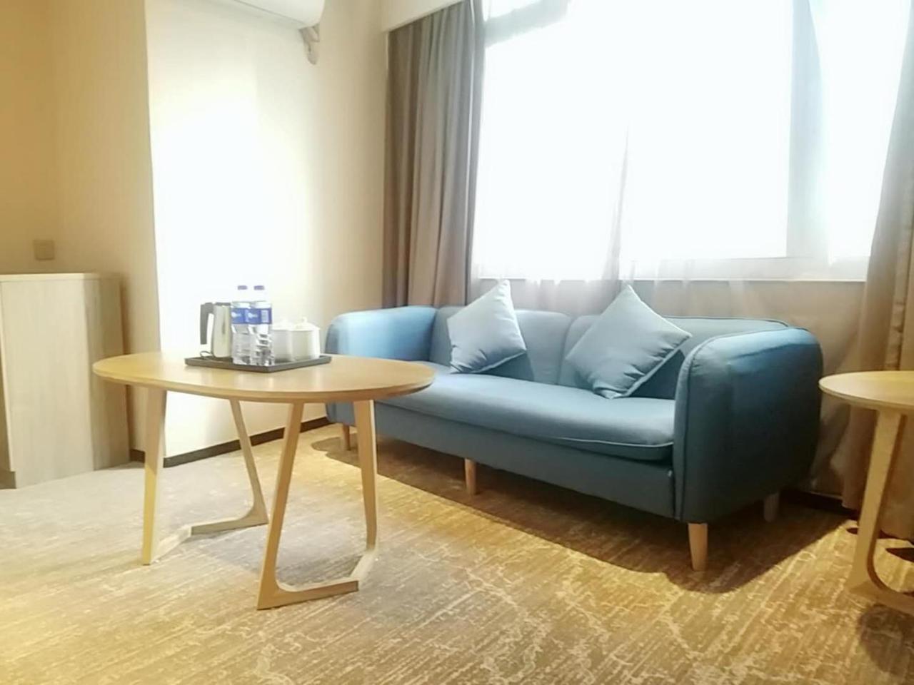 Insail Hotels Canton Extérieur photo