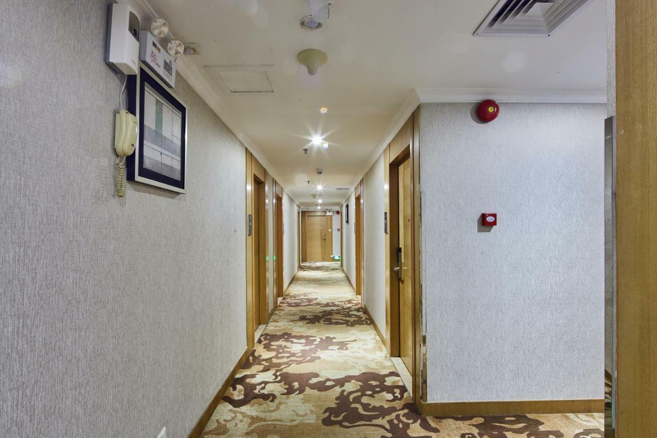 Insail Hotels Canton Extérieur photo